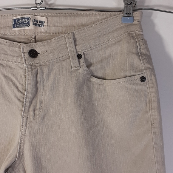 Signature by Levi Strauss Tan Low-Rise Bootcut 6P - Picture 6 of 16